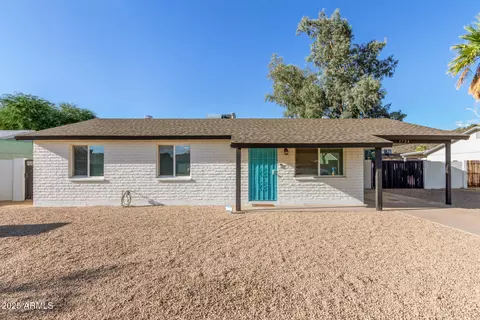 1724 W Voltaire Ave, Phoenix, AZ 85029