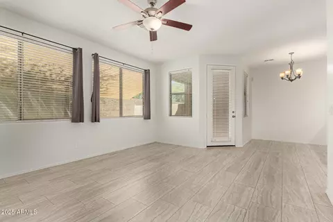 1886 E Don Carlos Ave #106, Tempe, AZ 85281