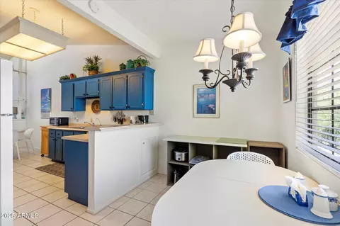 Dining - 455 S Delaware Dr #128, Apache Junction, AZ 85120 photo 2 of 2