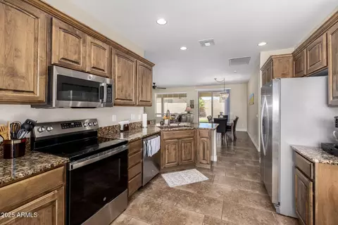 Kitchen - 11132 E Ocaso Ave, Mesa, AZ 85212 photo 2 of 2