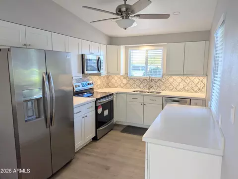 10433 W Oakmont Dr, Sun City, AZ 85351