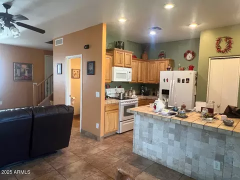 5129 S 15th Pl, Phoenix, AZ 85040 photo 4