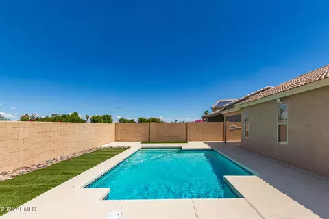 Exterior - 2730 E Valencia Dr, Phoenix, AZ 85042 photo 6 of 6