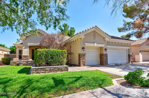 8015 S Michele Ln, Tempe, AZ 85284