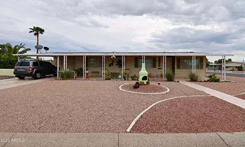 1027 S 96th Pl, Mesa, AZ 85208