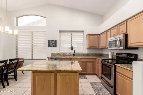 Kitchen - 9515 E Lompoc Ave, Mesa, AZ 85209 photo 2 of 4