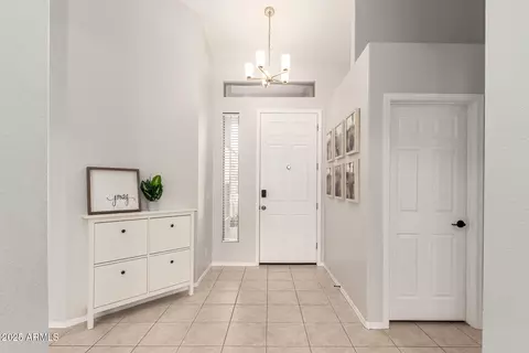Entry Way - 9515 E Lompoc Ave, Mesa, AZ 85209 photo 3 of 6