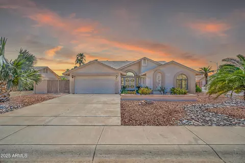 9869 W Chino Dr, Peoria, AZ 85382