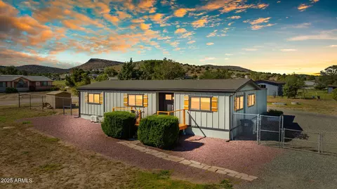 2725 N Sioux Dr, Chino Valley, AZ 86323
