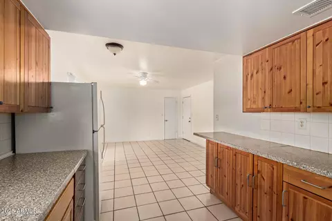 1848 E Berry Cir, Mesa, AZ 85204 photo 4