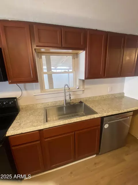 Kitchen - 374 W Bealey Ave, Coolidge, AZ 85128 photo 4 of 5