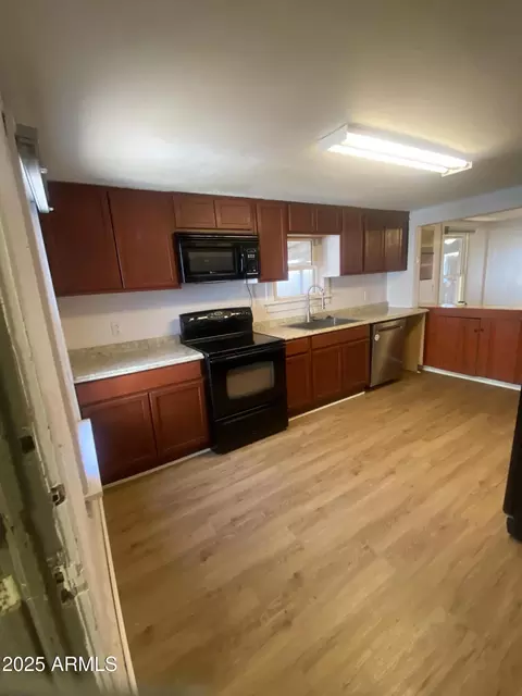 Kitchen - 374 W Bealey Ave, Coolidge, AZ 85128 photo 3 of 5
