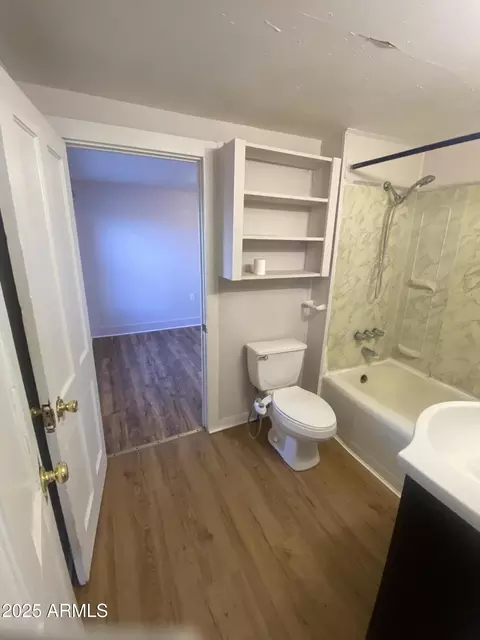 Bath - 374 W Bealey Ave, Coolidge, AZ 85128 photo 2 of 2