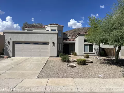 6348 W Hill Ln, Glendale, AZ 85310