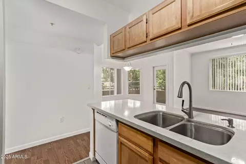 Kitchen - 5401 E Van Buren St #2016, Phoenix, AZ 85008 photo 3 of 3