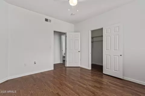 Bedroom - 5401 E Van Buren St #2016, Phoenix, AZ 85008 photo 3 of 3