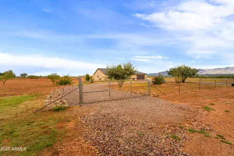 Other - 10293 E White Wolf Run, Hereford, AZ 85615 photo 5 of 9