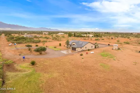 View/Area - 10293 E White Wolf Run, Hereford, AZ 85615 photo 7 of 10