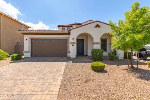973 E Holland Park Dr, Gilbert, AZ 85297