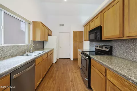 121 S Omaha --, Mesa, AZ 85206 photo 9