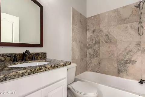 Bath - 3068 E San Pedro Ct, Gilbert, AZ 85234 photo 3 of 4