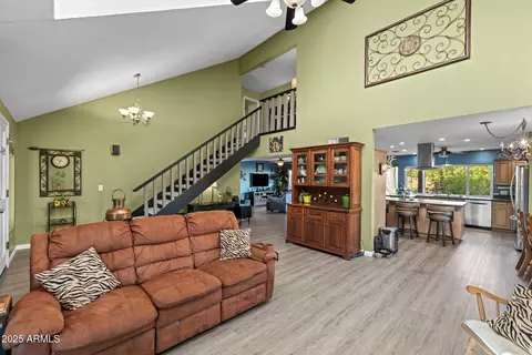 Entry Way - 4716 E Carmen St, Phoenix, AZ 85044 photo 1 of 2