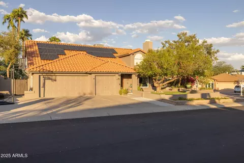 Exterior - 4716 E Carmen St, Phoenix, AZ 85044 photo 14 of 17