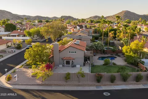 View/Area - 4716 E Carmen St, Phoenix, AZ 85044 photo 9 of 14