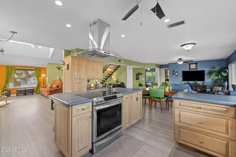 Kitchen - 4716 E Carmen St, Phoenix, AZ 85044 photo 4 of 6