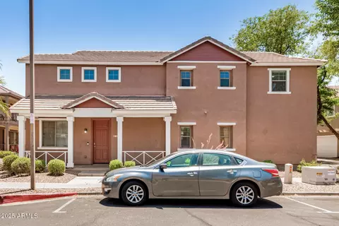 89 E Palomino Dr, Gilbert, AZ 85296
