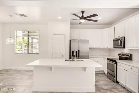 89 E Palomino Dr, Gilbert, AZ 85296 photo 13