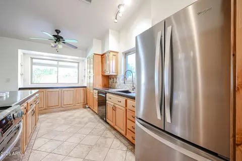 Kitchen - 3620 E Dover St, Mesa, AZ 85205 photo 2 of 5