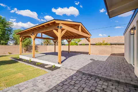 4230 E Sahuaro Dr, Phoenix, AZ 85028 photo 19