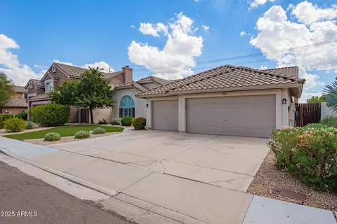 Exterior - 2209 E Marquette Dr, Gilbert, AZ 85234 photo 2 of 5