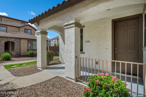1702 E Joseph Way, Gilbert, AZ 85295 photo 4