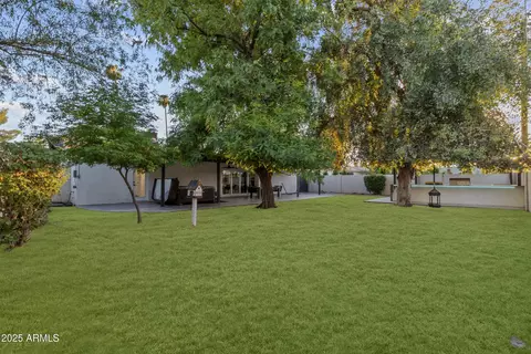 Exterior - 3938 E Cheery Lynn Rd, Phoenix, AZ 85018 photo 3 of 4