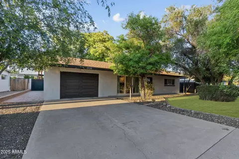 3938 E Cheery Lynn Rd, Phoenix, AZ 85018