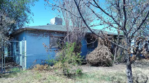 Exterior - 5612 N 28th Dr, Phoenix, AZ 85017 photo 7 of 9