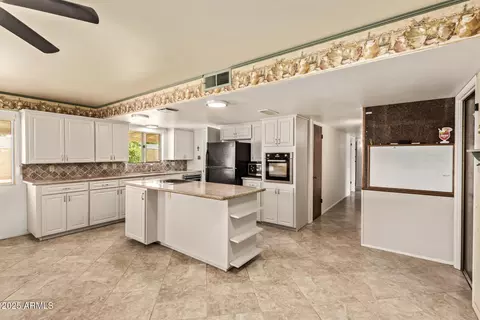 Kitchen - 261 N Hunt Dr E, Mesa, AZ 85203 photo 2 of 3