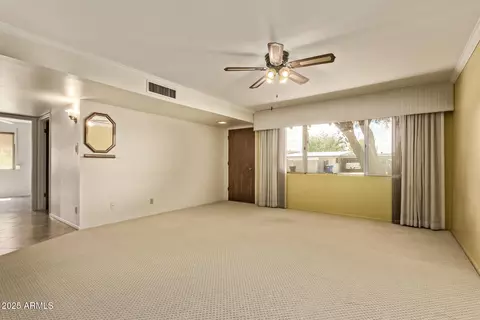 Living - 261 N Hunt Dr E, Mesa, AZ 85203 photo 1 of 2
