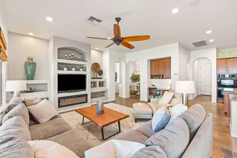 Living - 4450 E Carriage Ct, Gilbert, AZ 85297 photo 8 of 9
