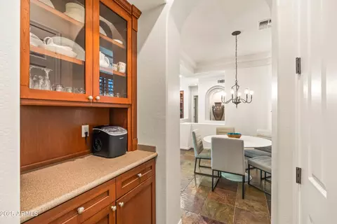 Dining - 4450 E Carriage Ct, Gilbert, AZ 85297 photo 5 of 5