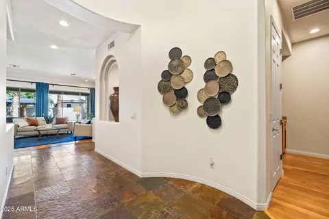 Entry Way - 4450 E Carriage Ct, Gilbert, AZ 85297 photo 2 of 3