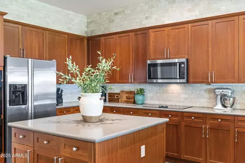 Kitchen - 4450 E Carriage Ct, Gilbert, AZ 85297 photo 3 of 9