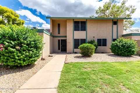 4504 W Continental Dr, Glendale, AZ 85308
