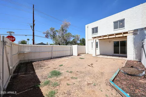 Exterior - 2255 W Wagon Wheel Dr, Phoenix, AZ 85021 photo 3 of 3