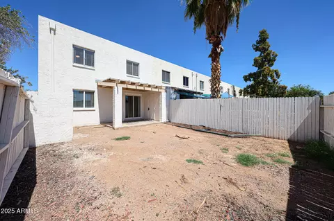 Exterior - 2255 W Wagon Wheel Dr, Phoenix, AZ 85021 photo 1 of 3