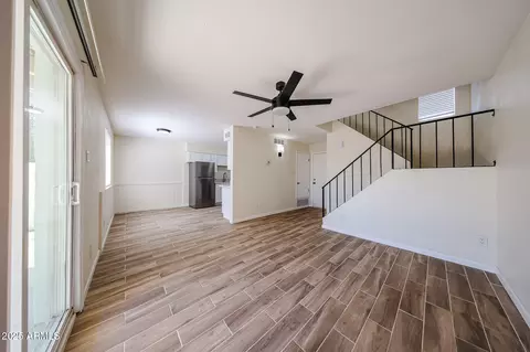 Living - 2255 W Wagon Wheel Dr, Phoenix, AZ 85021 photo 3 of 5