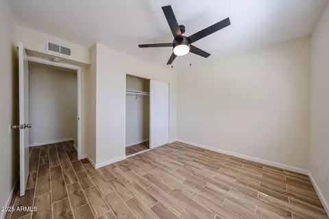 Bedroom - 2255 W Wagon Wheel Dr, Phoenix, AZ 85021 photo 6 of 6