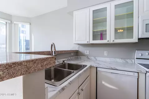 3633 N 3rd Ave #2016, Phoenix, AZ 85013 photo 9